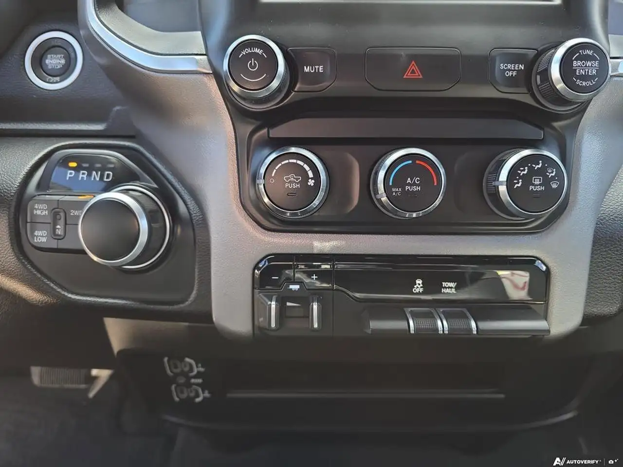 RAM 3500 снимка RAM 3500
