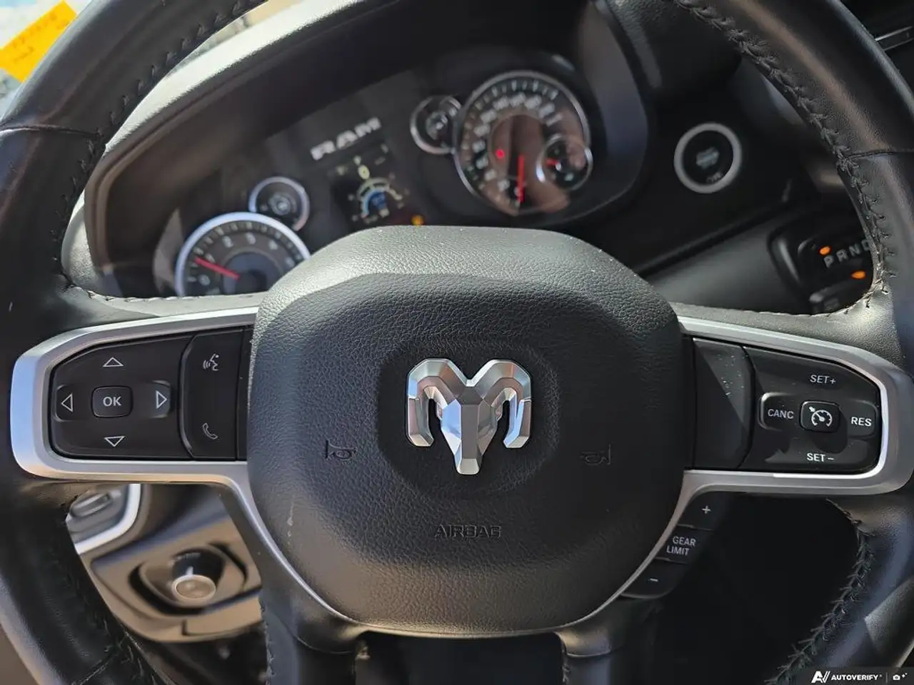 RAM 3500 снимка RAM 3500