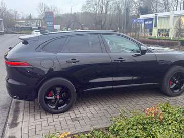 F-Pace PHEV 2.0 T AWD P400e R-Dynamic LE Black