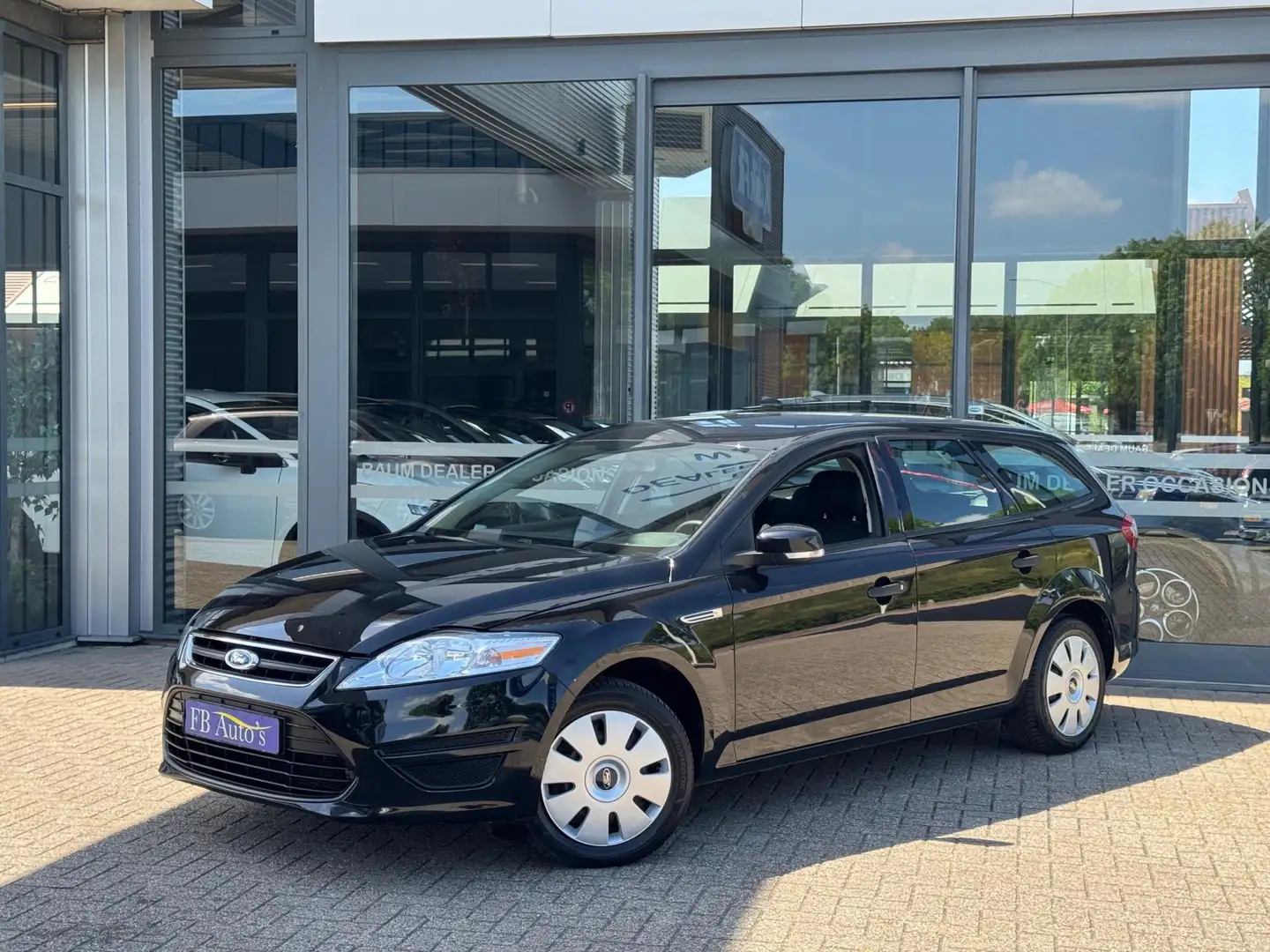 Ford Mondeo Wagon 1.6 Ambiente Airco Stoel-Verwarming Zwart - 1
