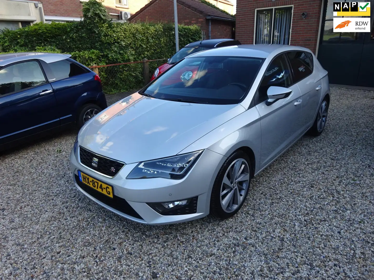 SEAT Leon 1.4 EcoTSI FR Connect 150 PK Navigatie, Achteruitr Grau - 1