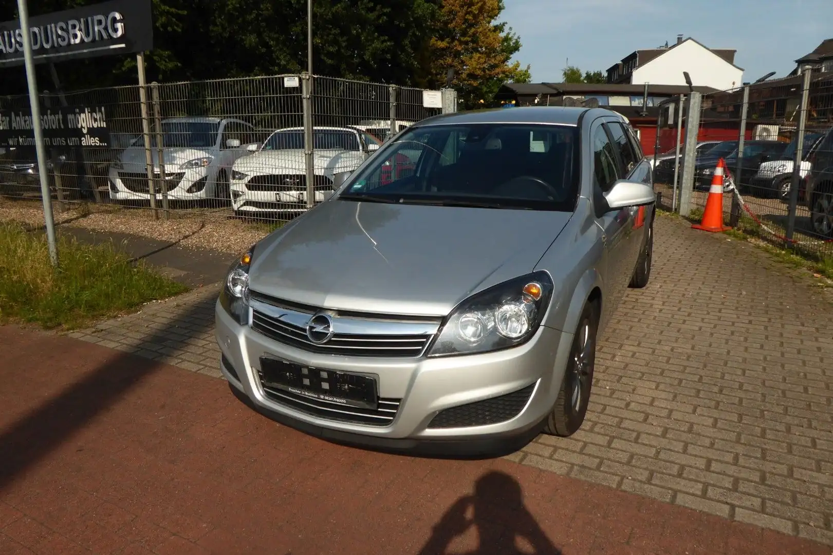 Opel Astra H Caravan Edition "111 Jahre"/ LPG / 1Hand Argent - 1