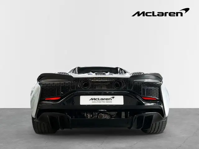 McLaren Artura Artura Spider / CF ext & int / B&W / PANO Ansicht 4