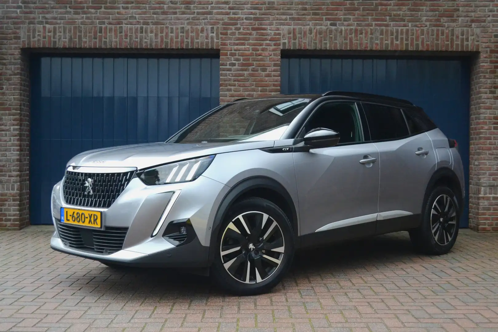 Peugeot 2008 1.2 PureTech GT-Line Pack | Virtual Cockpit | D-Ri Grijs - 1