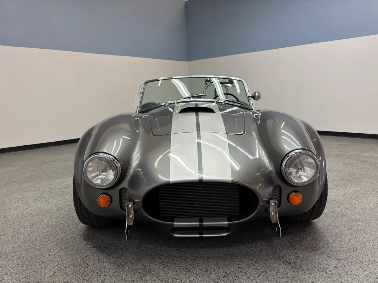 Shelby Roadster, foto 2