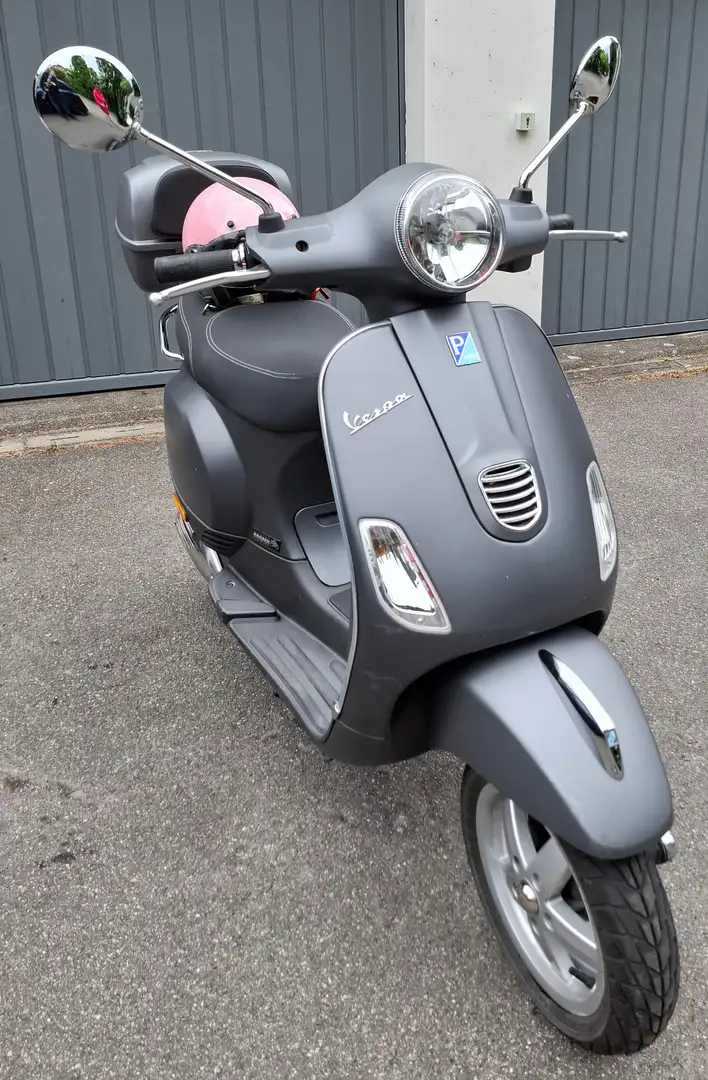 Vespa LX 50 2 Takt  mit Topcase Gris - 2