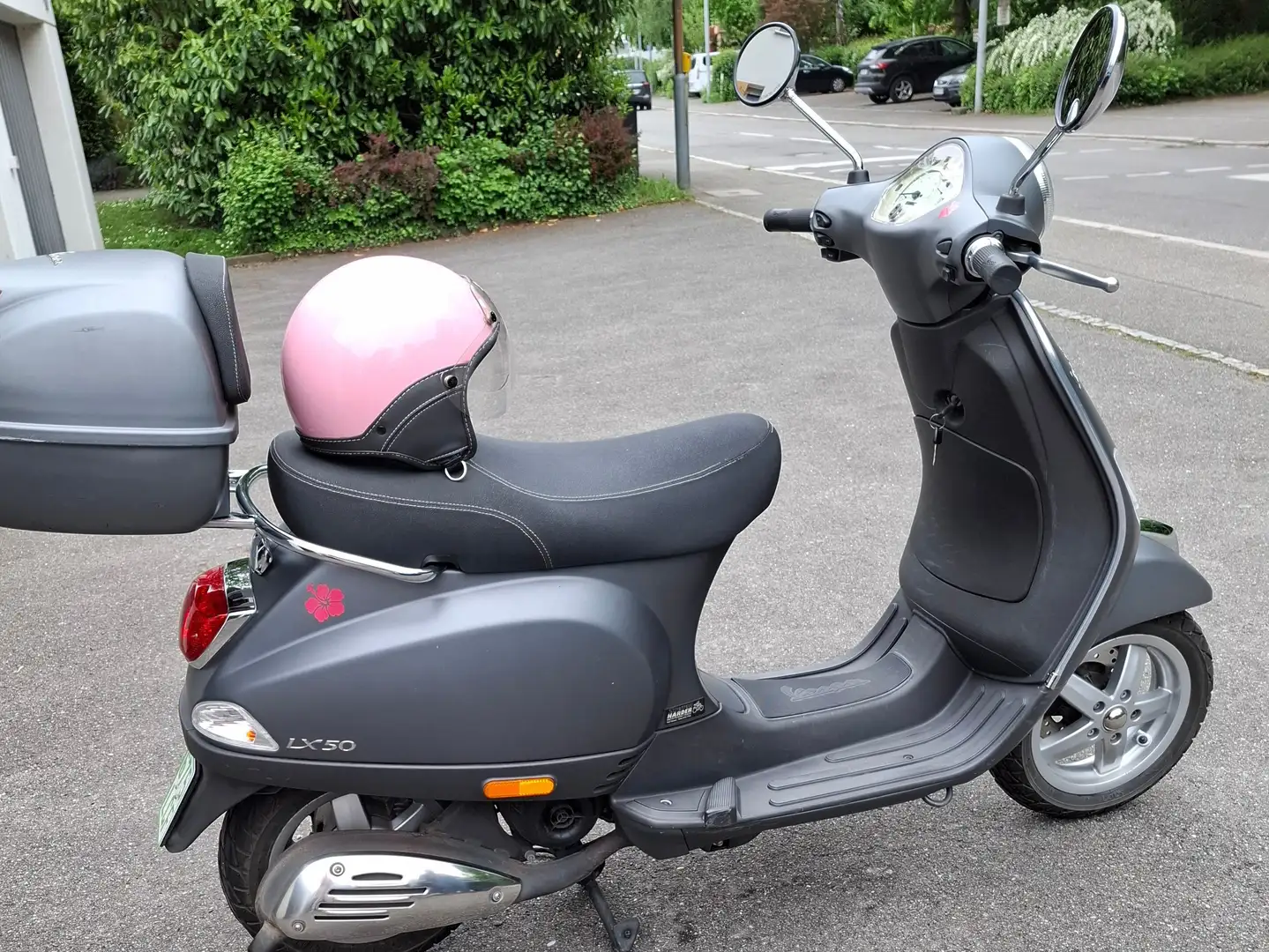 Vespa LX 50 2 Takt  mit Topcase Gris - 1