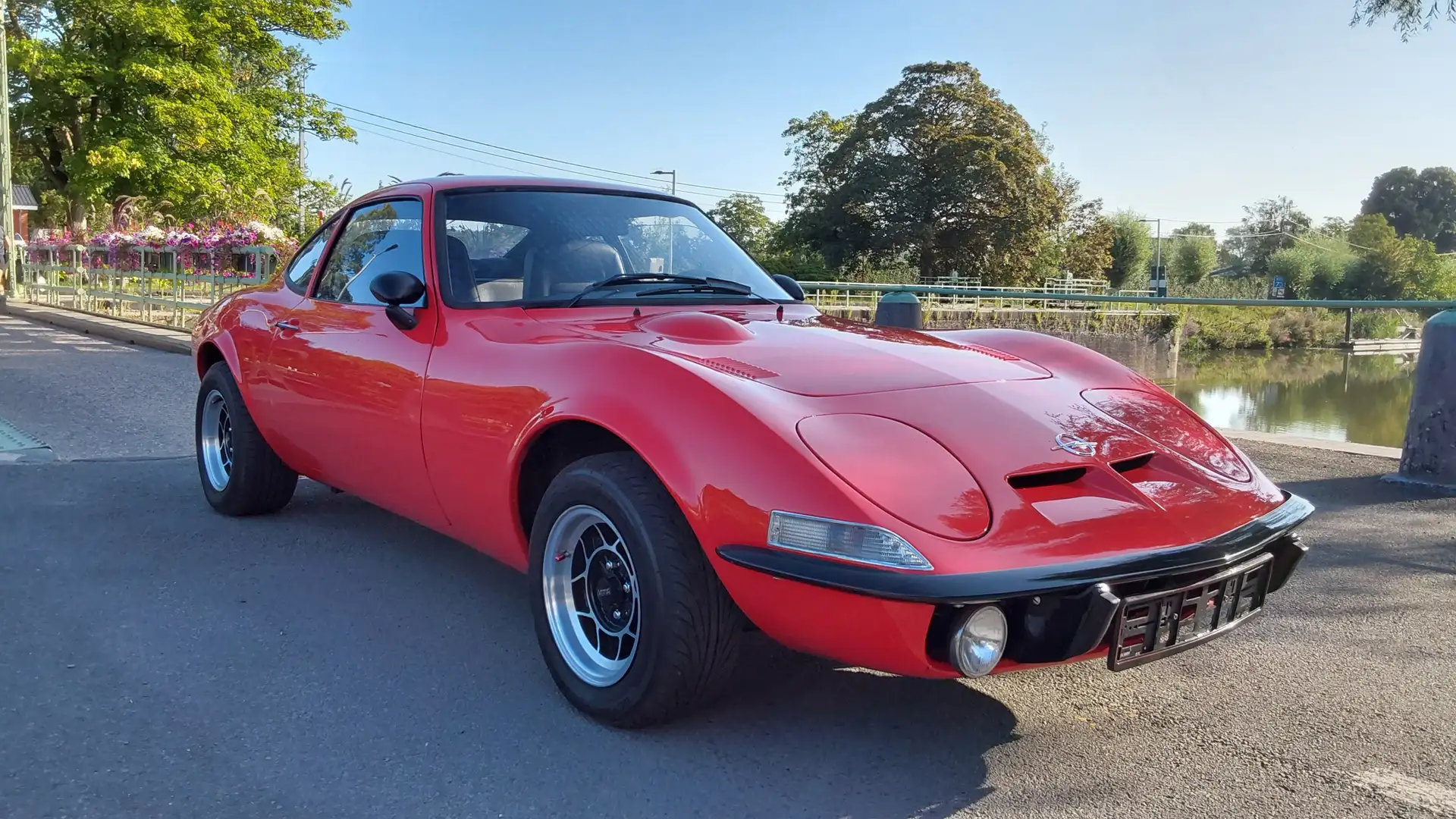 Opel GT 1900 Червоний - 1