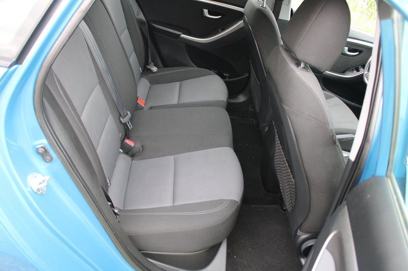 Hyundai i30 1.6 GDI i-Vision 5 Drs met Navi en Climate control — photo 12