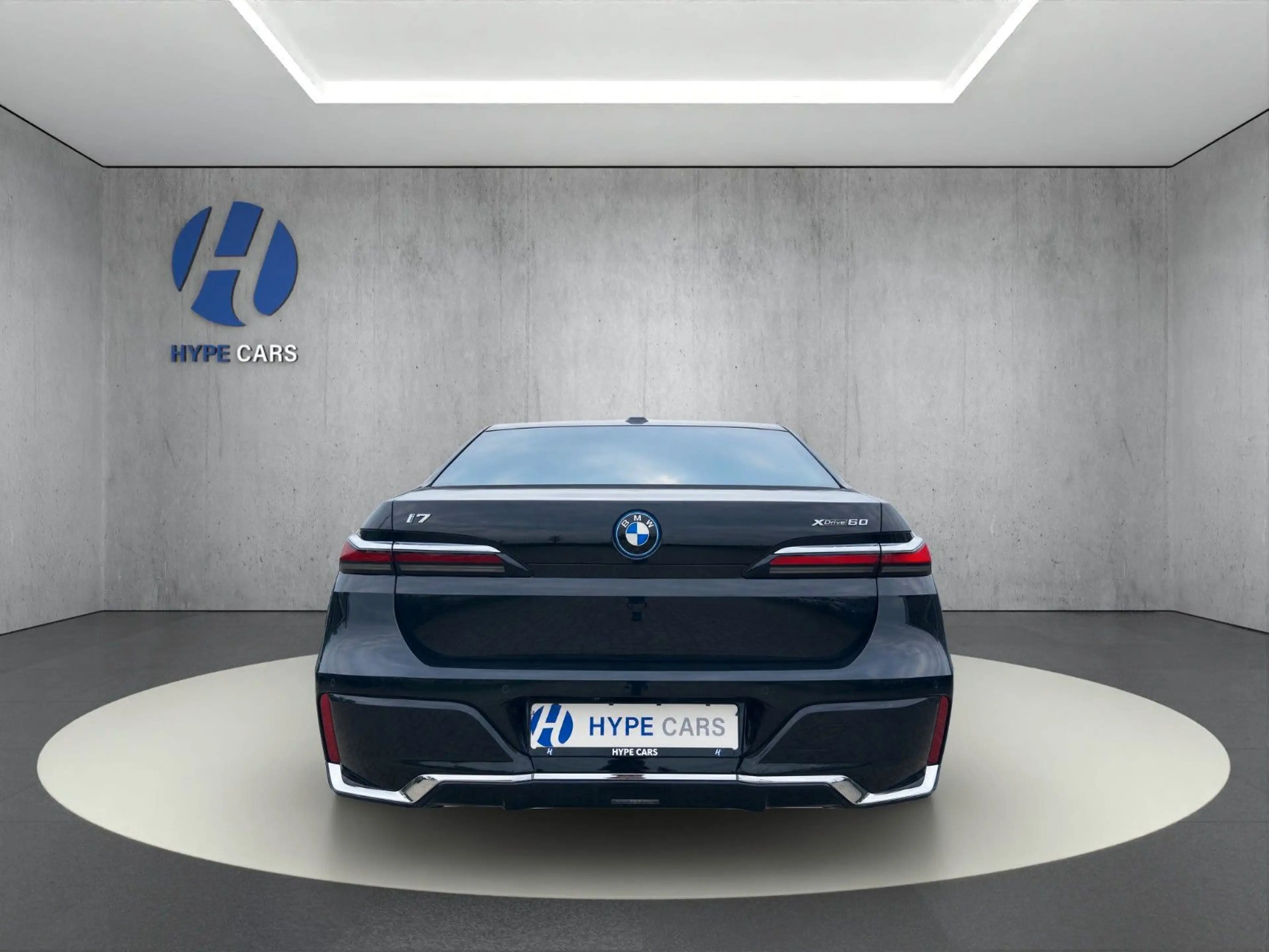 BMW i7 xD e60 M Sport PanoSky FOND TV 21Z AutomatikT — photo 8