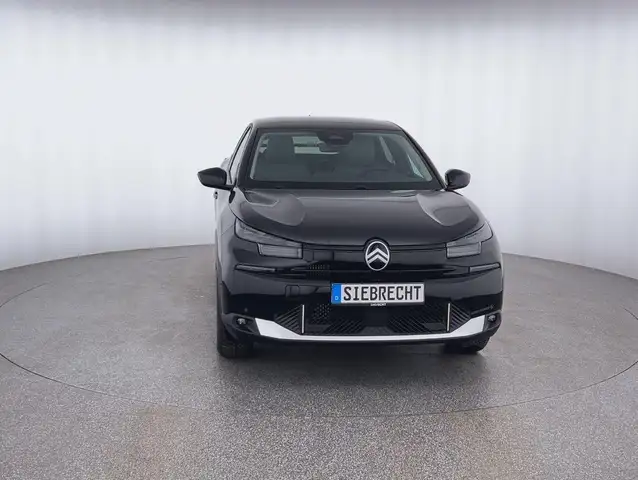 Citroen C4 view 2