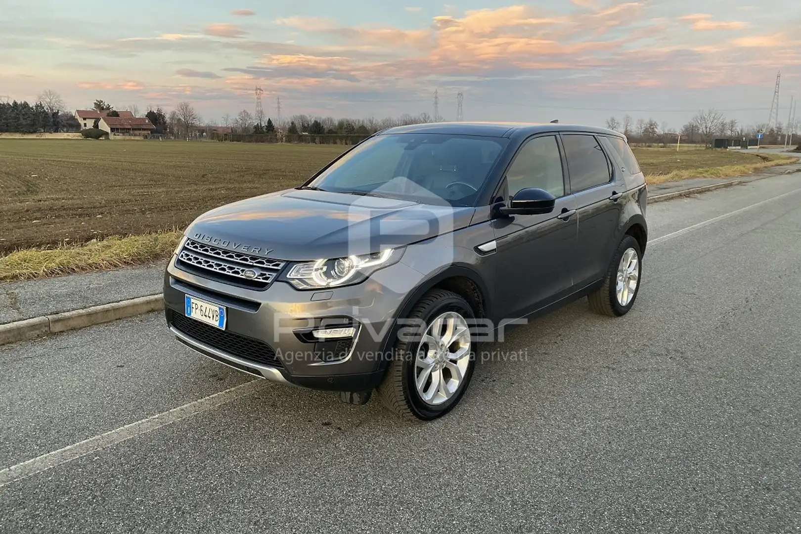 Land Rover Discovery Sport Discovery Sport 2.0 TD4 180 CV Auto Business Ed. P Argento - 1