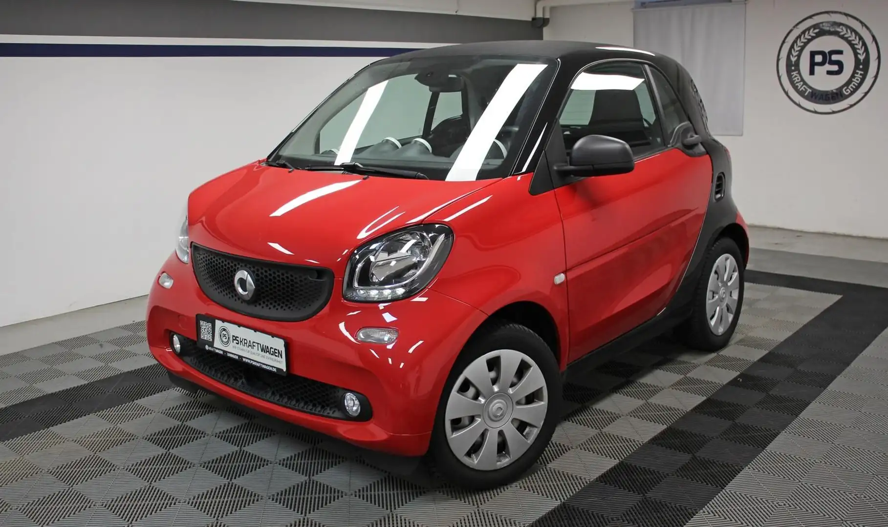 smart forTwo Fortwo 1.0 Aut. TEMPOMAT KLIMA BT PDC H 2.HD LED Schwarz - 1