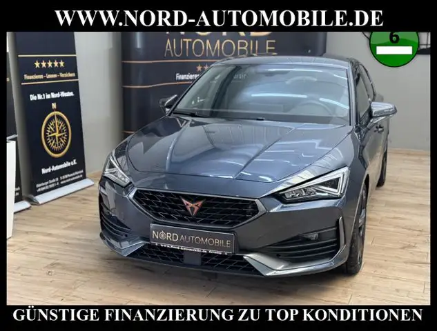 CUPRA Leon 1.4TSI e-HYBRID DSG Navi/LED/PDC/SHZ/18