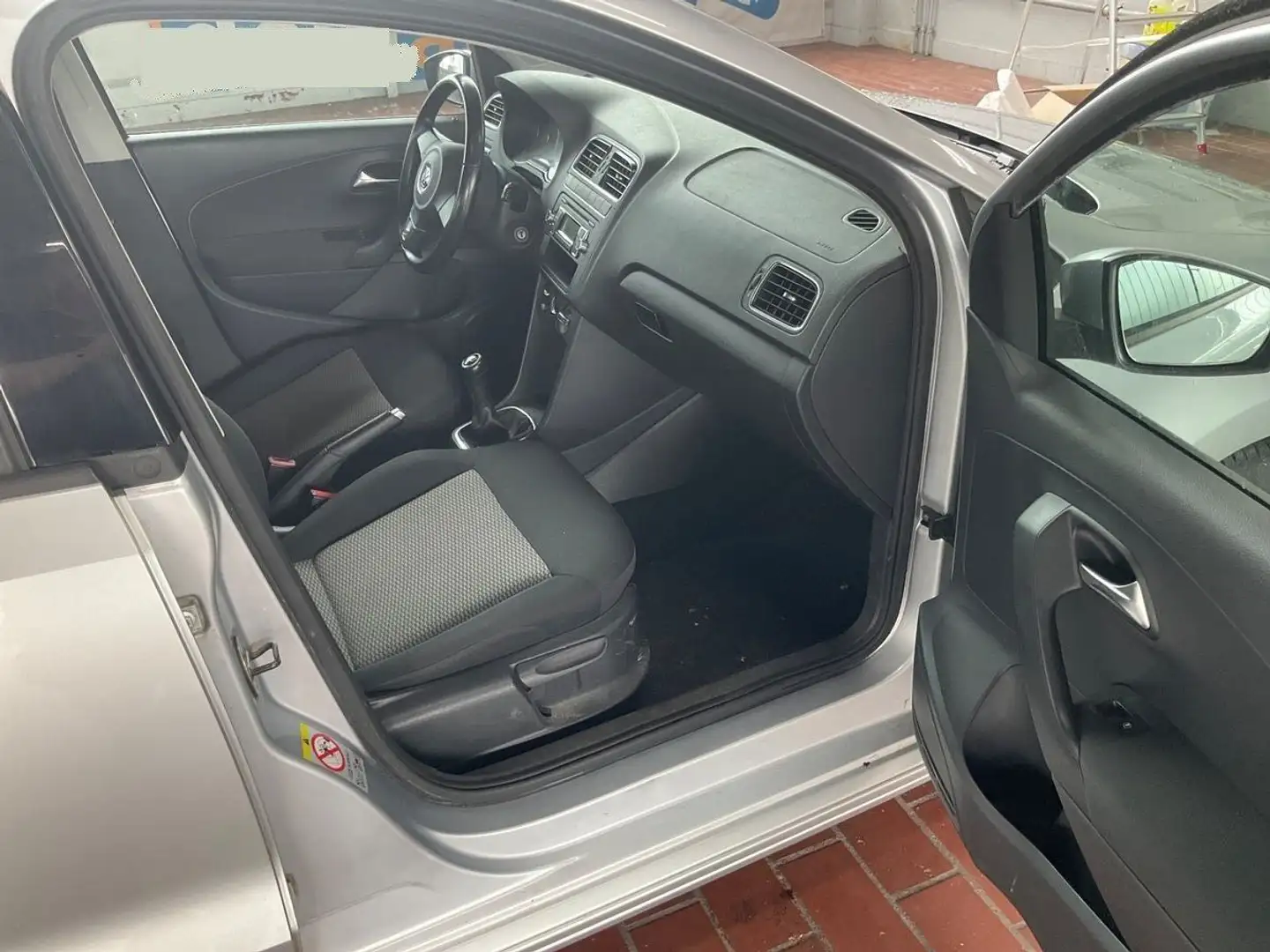 Volkswagen Polo 1.2 TDI Trendline Argent - 2