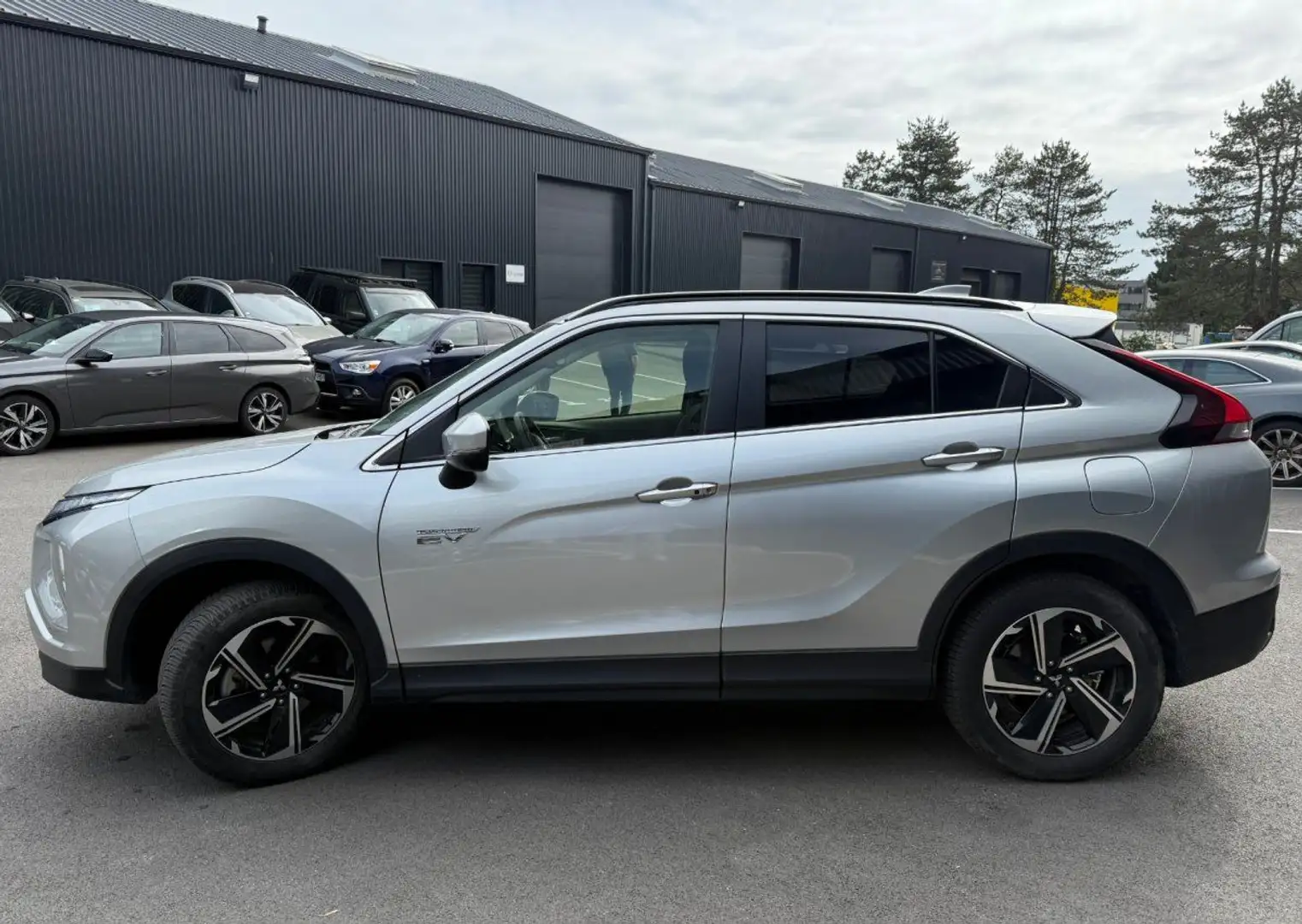 Mitsubishi Eclipse cross Invité Gris - 2