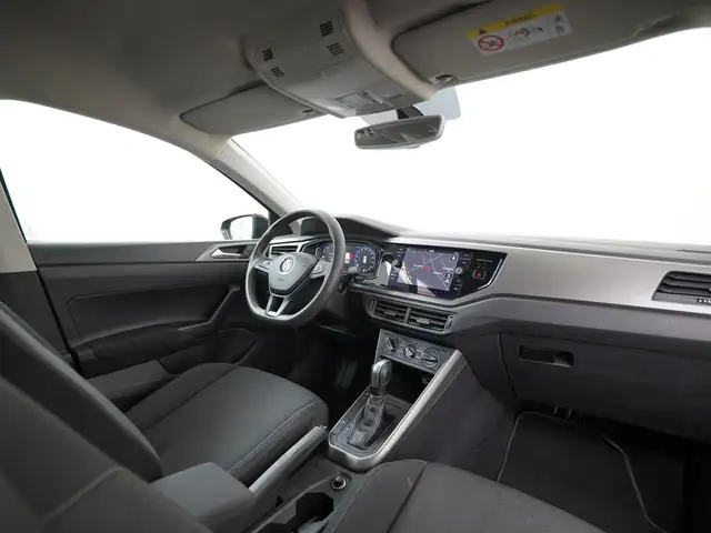 Volkswagen Polo view 2
