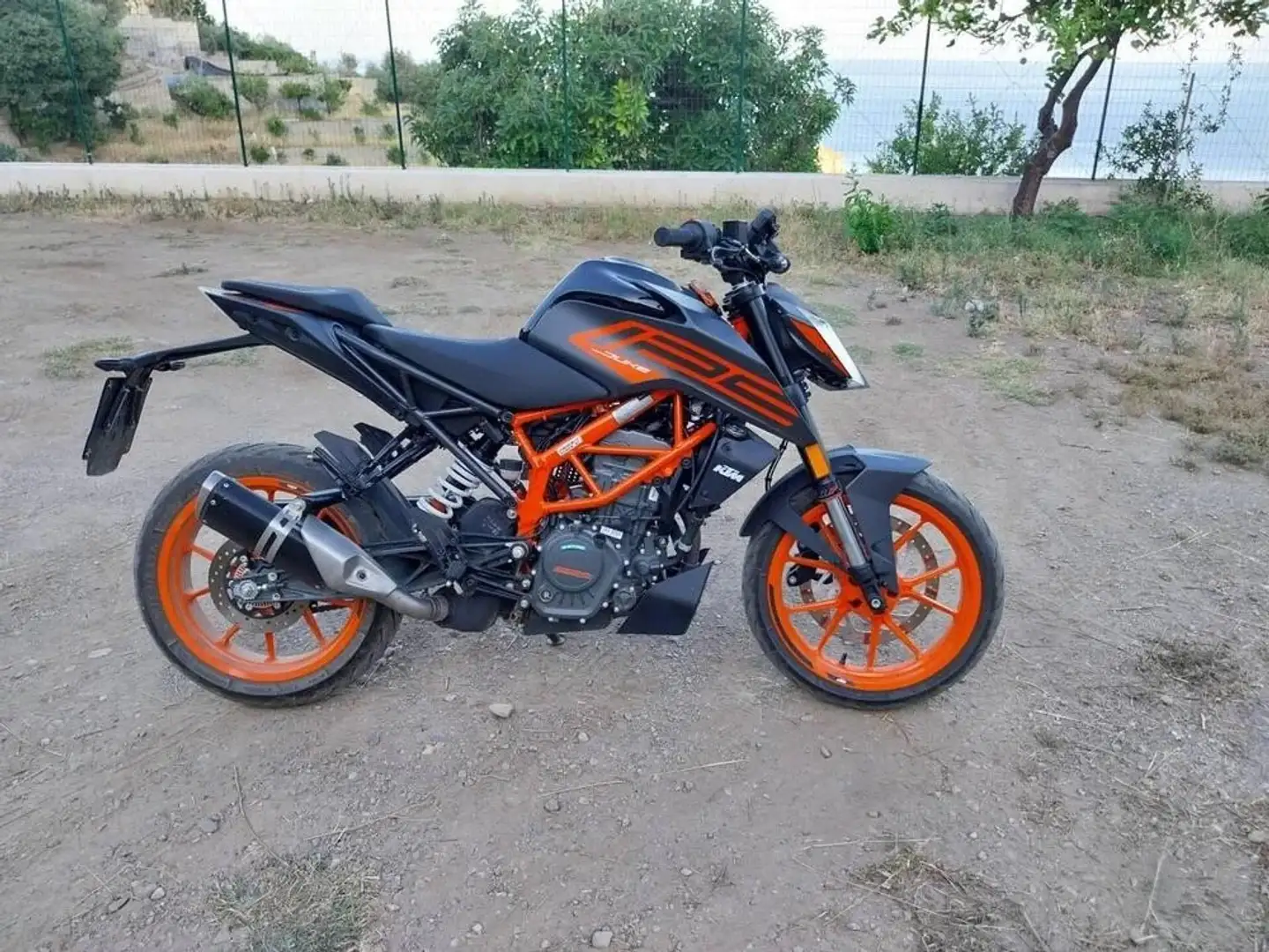 KTM 125 Duke Negru - 1