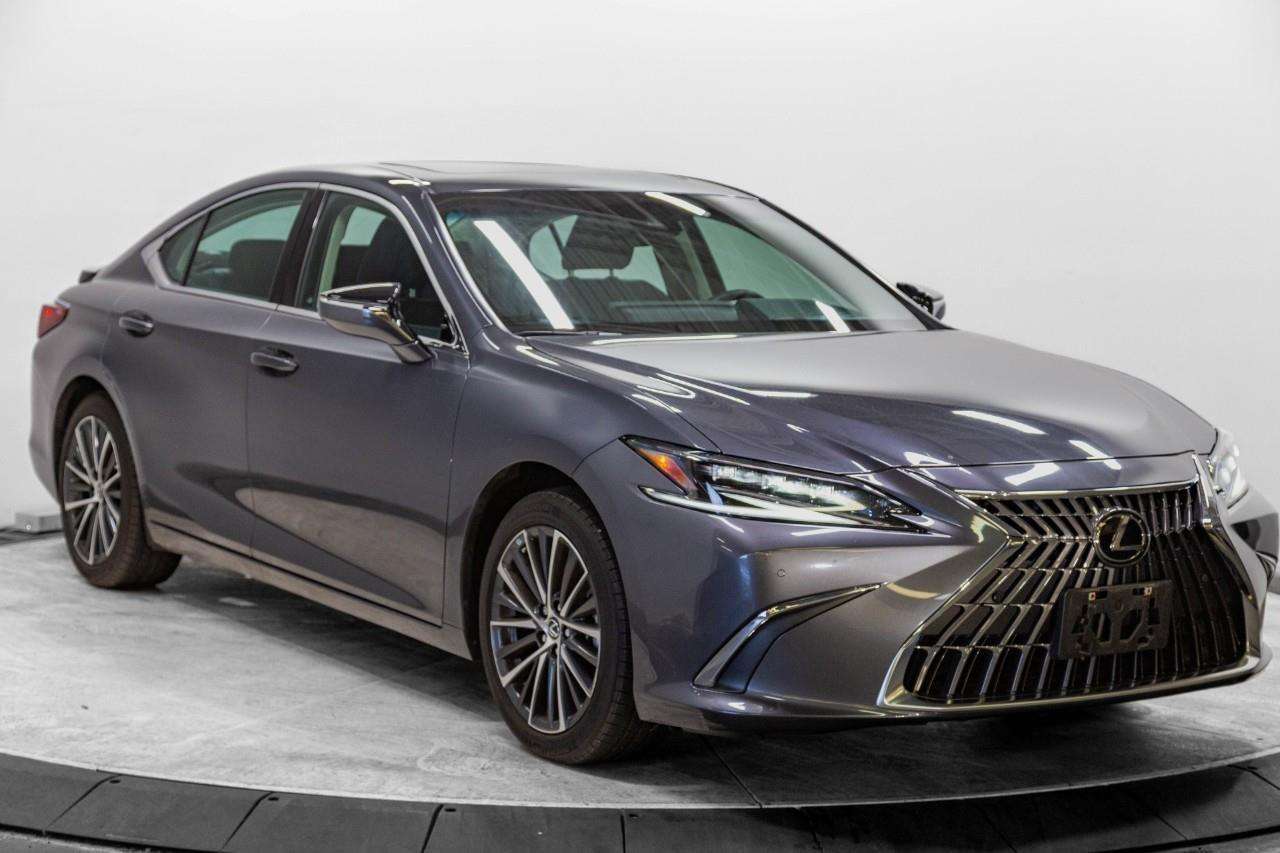 2023 Lexus ES LUXURY PACKAGE | COOLING SEATS | APPLE CARPLAY