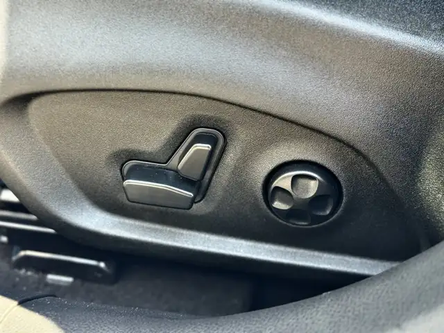 Jeep Renegade view 14