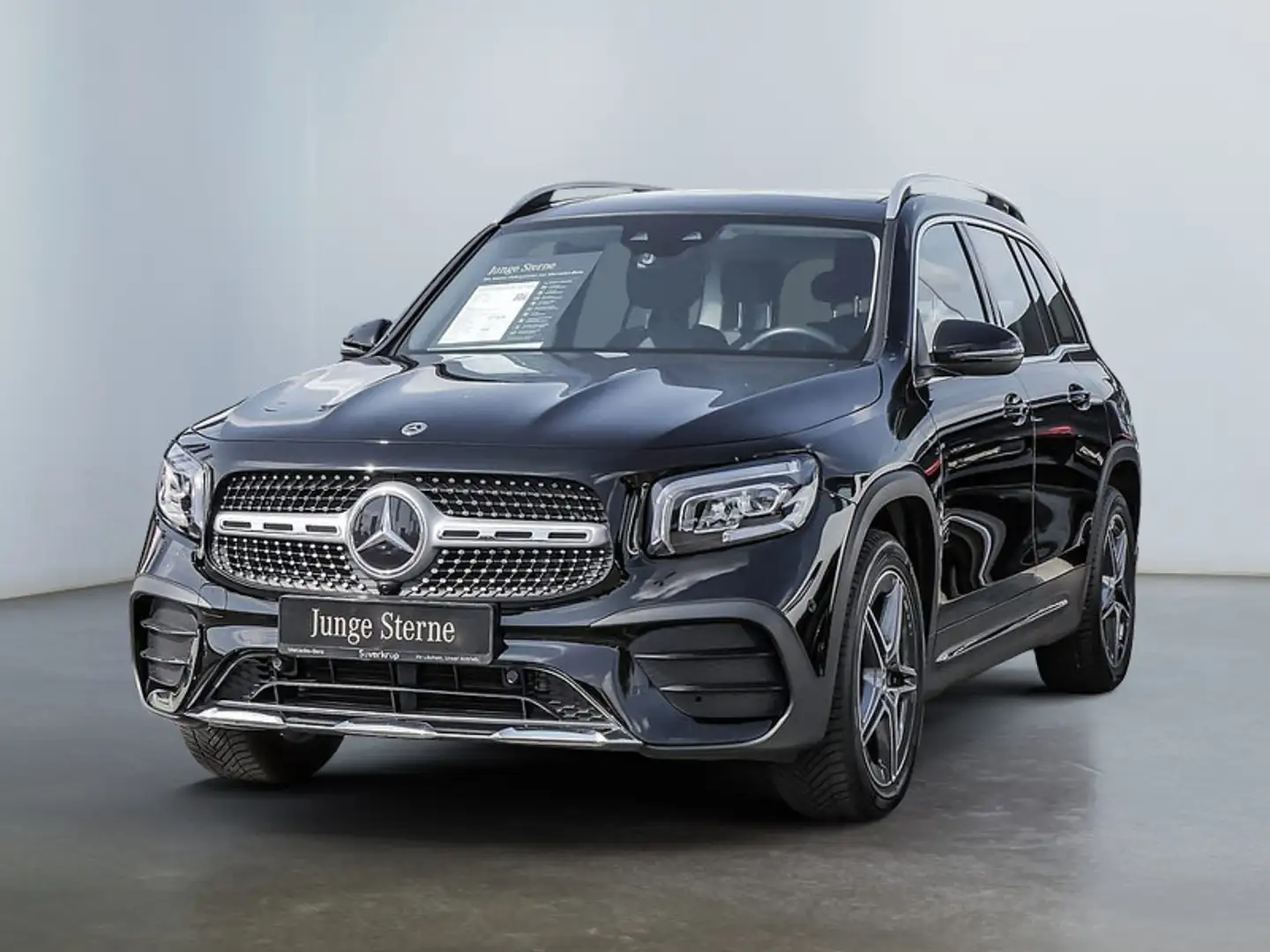 Mercedes-Benz GLB 200 AMG AHK KAMERA PANO SPUR PDC SHD SHZ Schwarz - 2