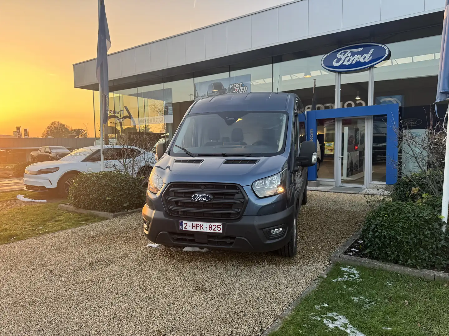 Ford Transit Transit 350 L2 automaat Trend Bleu - 2