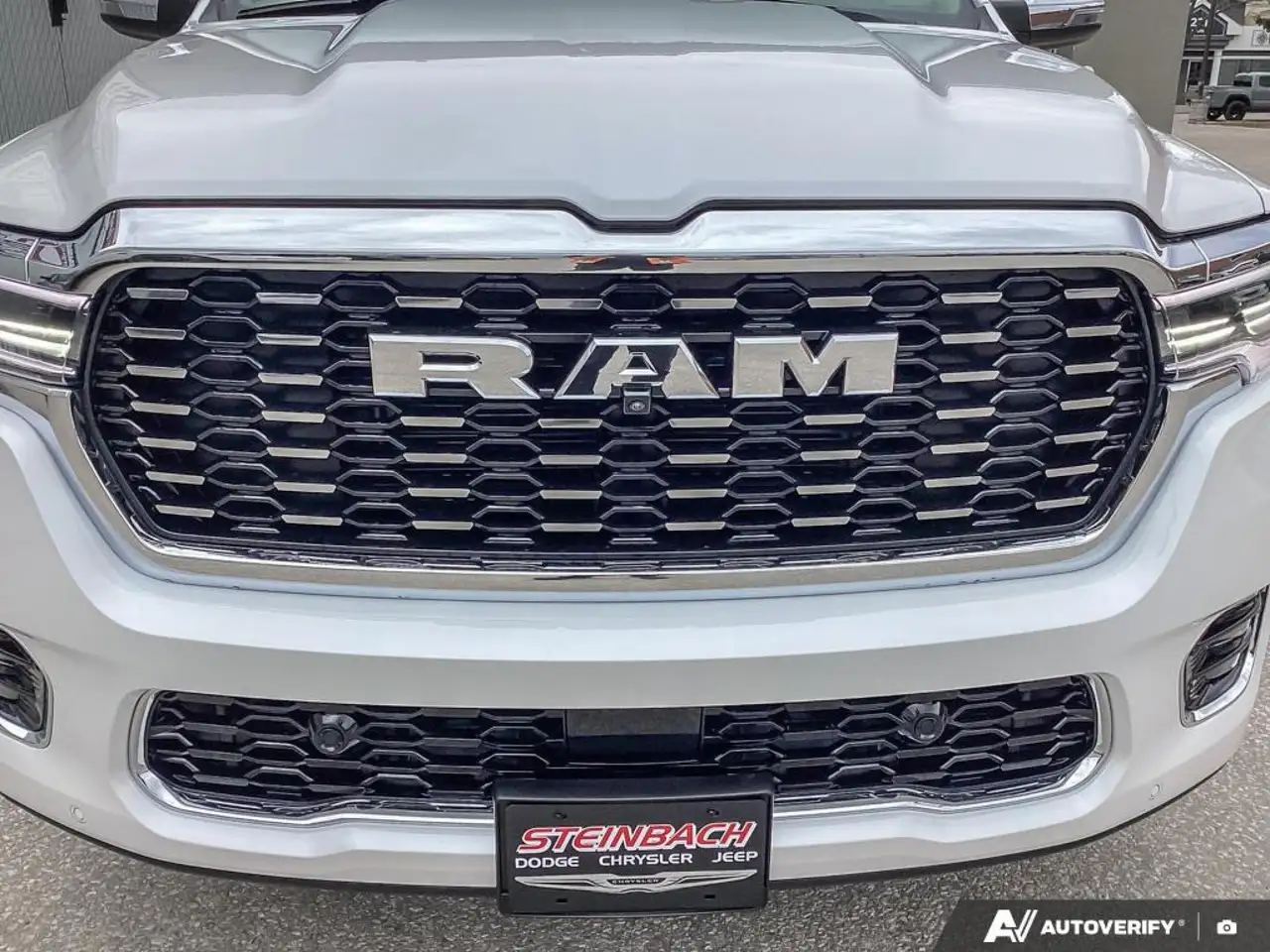 RAM 1500 снимка RAM 1500