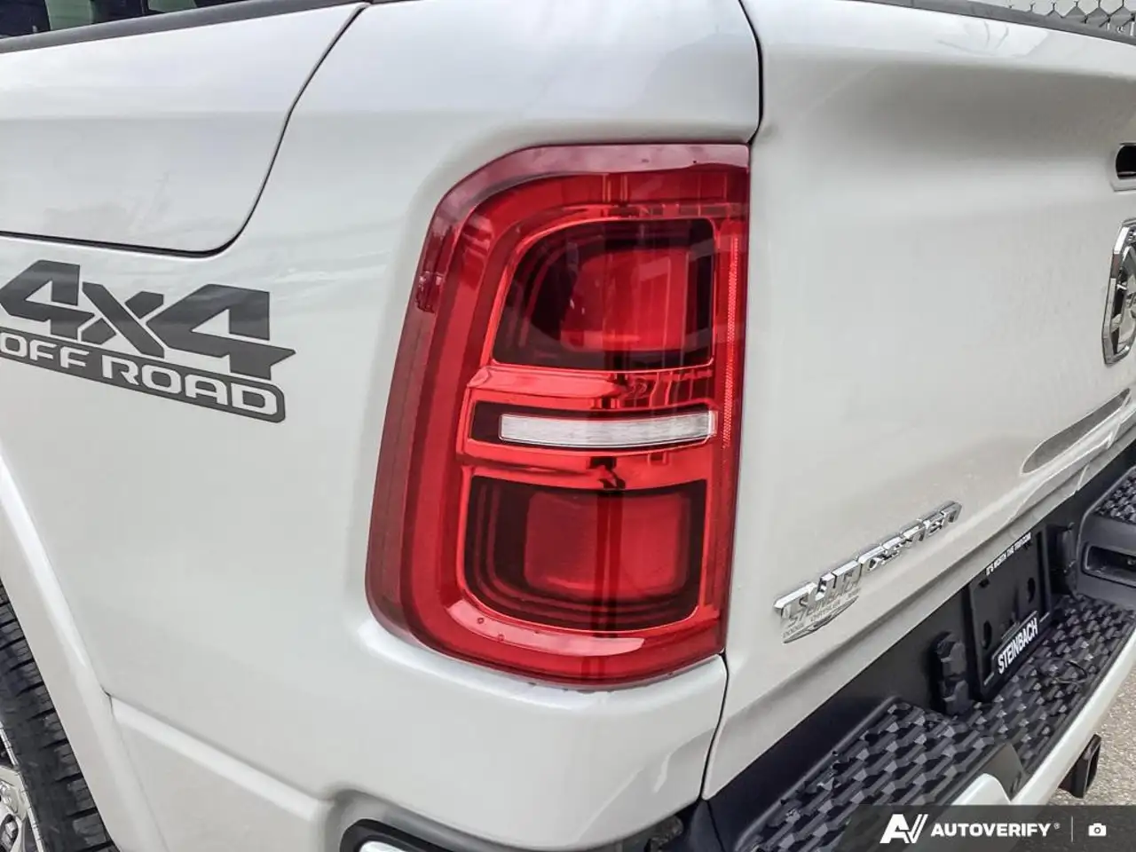 RAM 1500 снимка RAM 1500