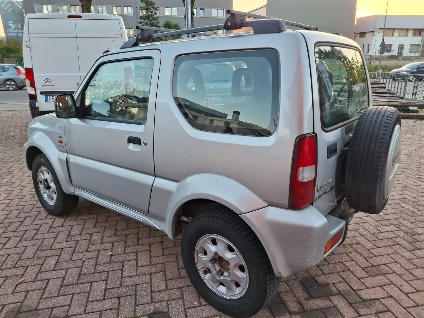 Suzuki Jimny Jimny 1.5 ddis td 4wd Zilver - 2