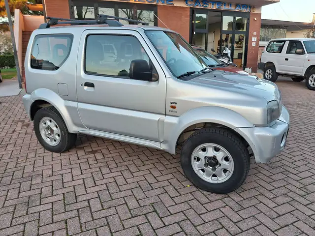 Suzuki Jimny Jimny 1.5 ddis td 4wd
