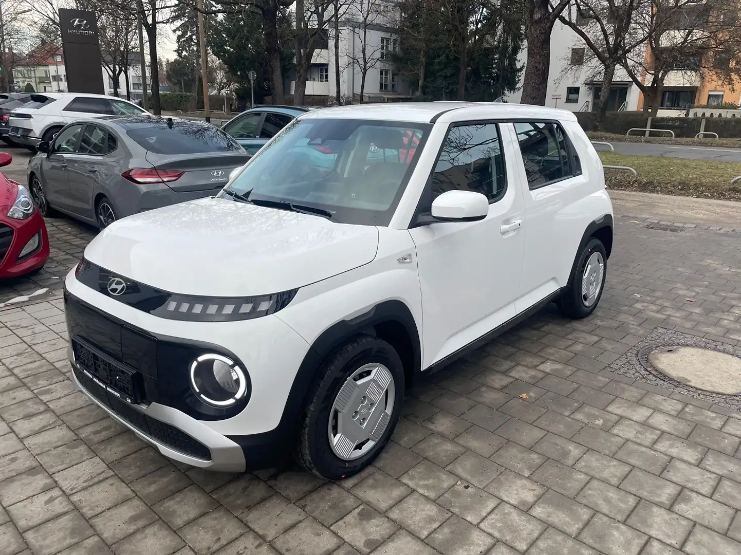 Hyundai Inster EV (MY25) 42 kWh SELECT Effizienz-Paket Білий - 2