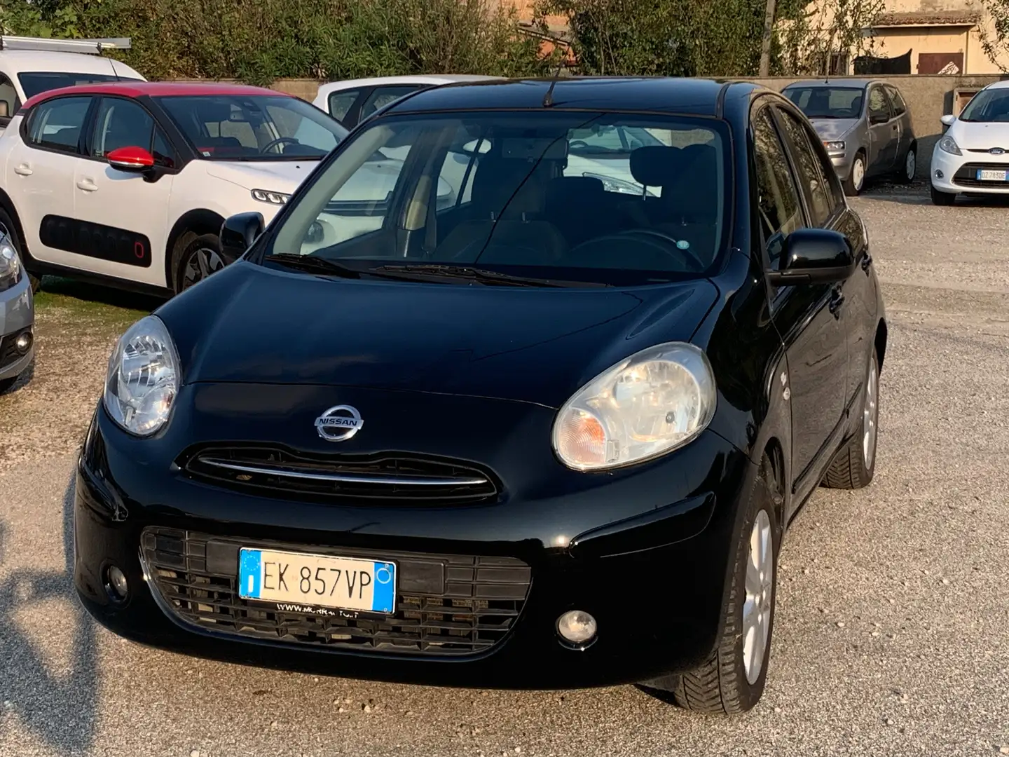 Nissan Micra Micra 5p 1.2 Comfort Negro - 2