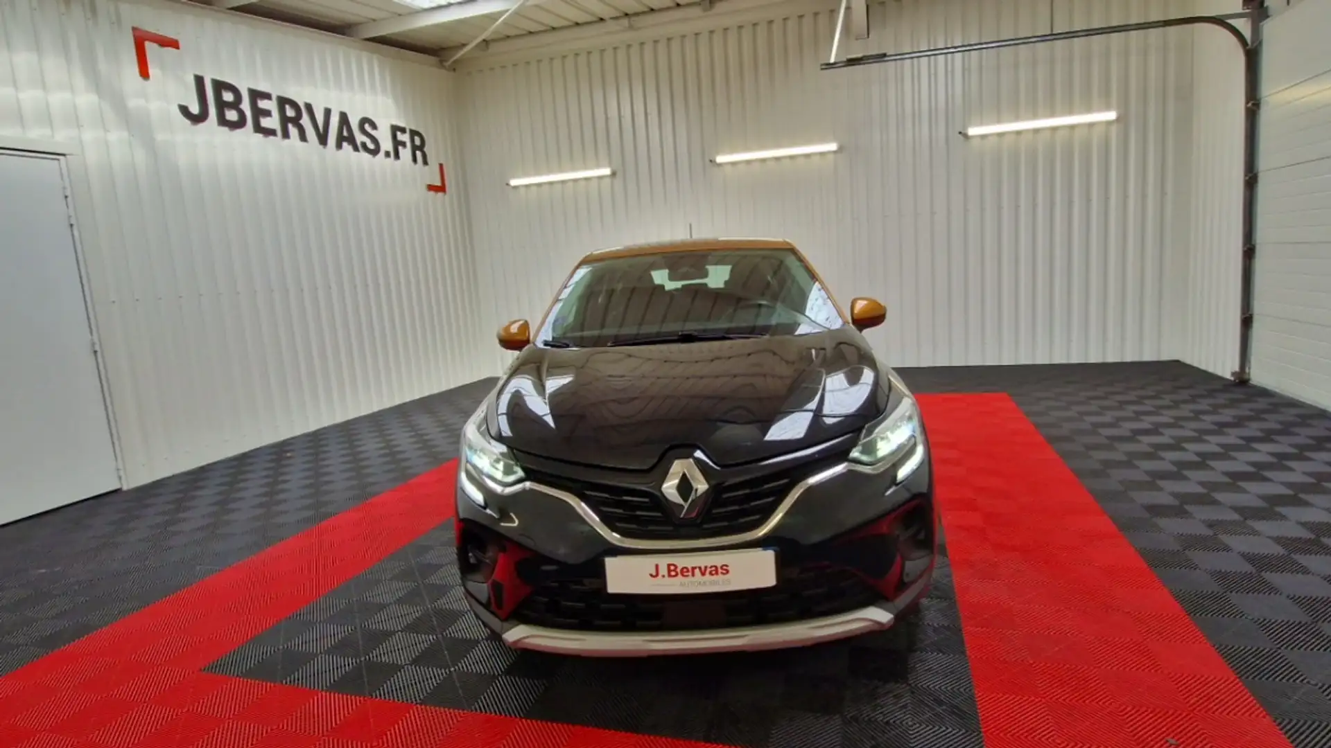 Renault Captur Business TCe 140 FAP -21 Noir - 2