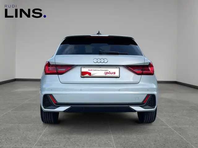 Audi A1 view 4