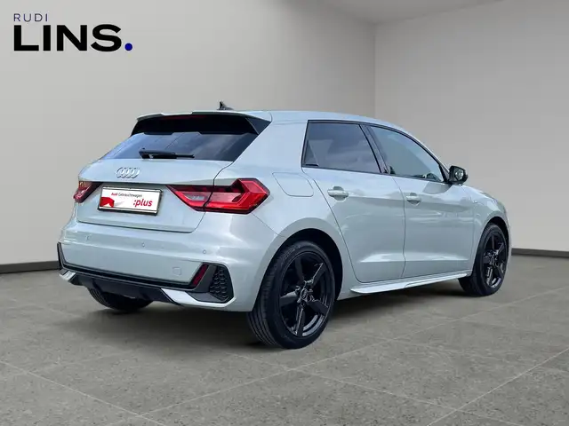 Audi A1 view 5