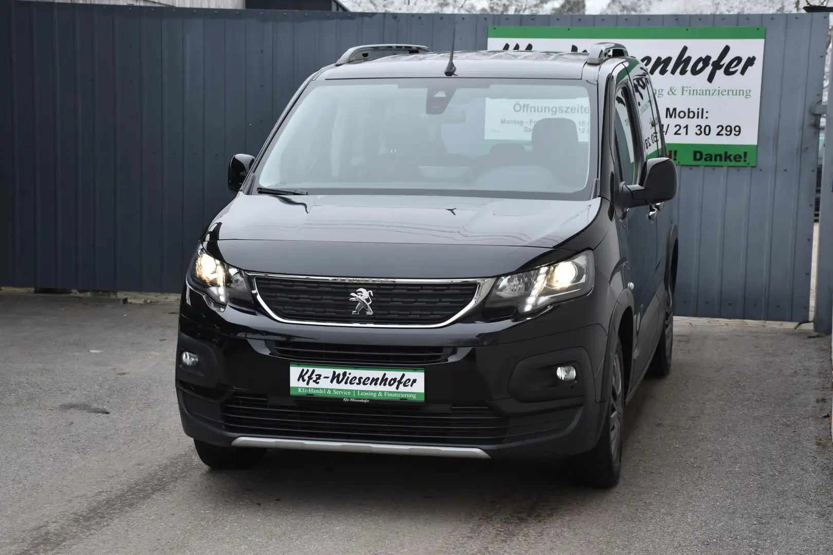 Peugeot Rifter 1.2 PureTech 110 Allure L1 Schwarz - 2