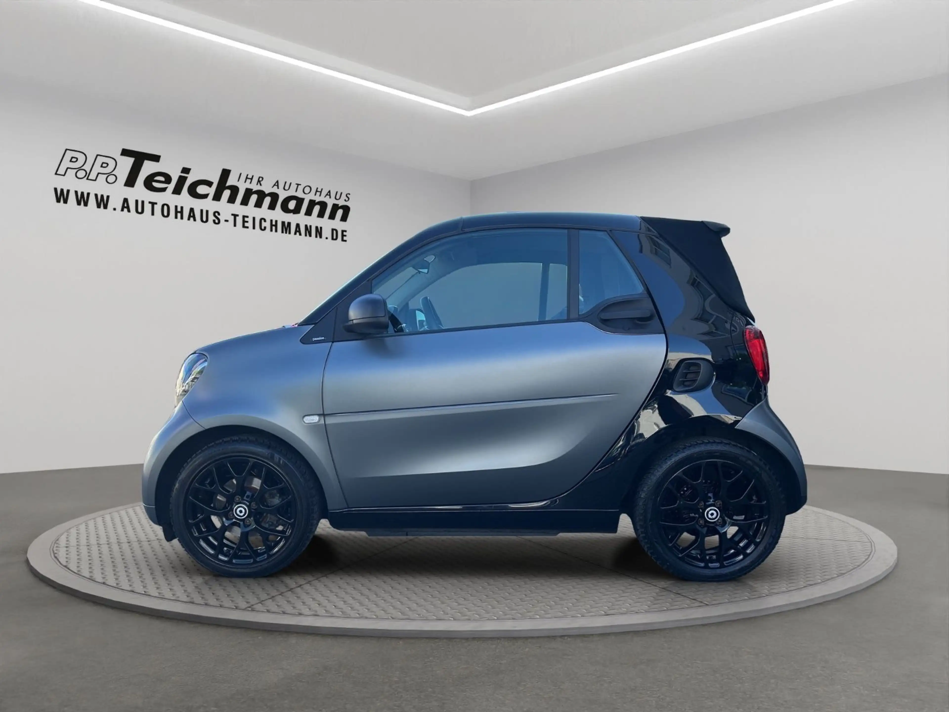 smart forTwo fortwo cabrio Basis 52 kW — photo 8