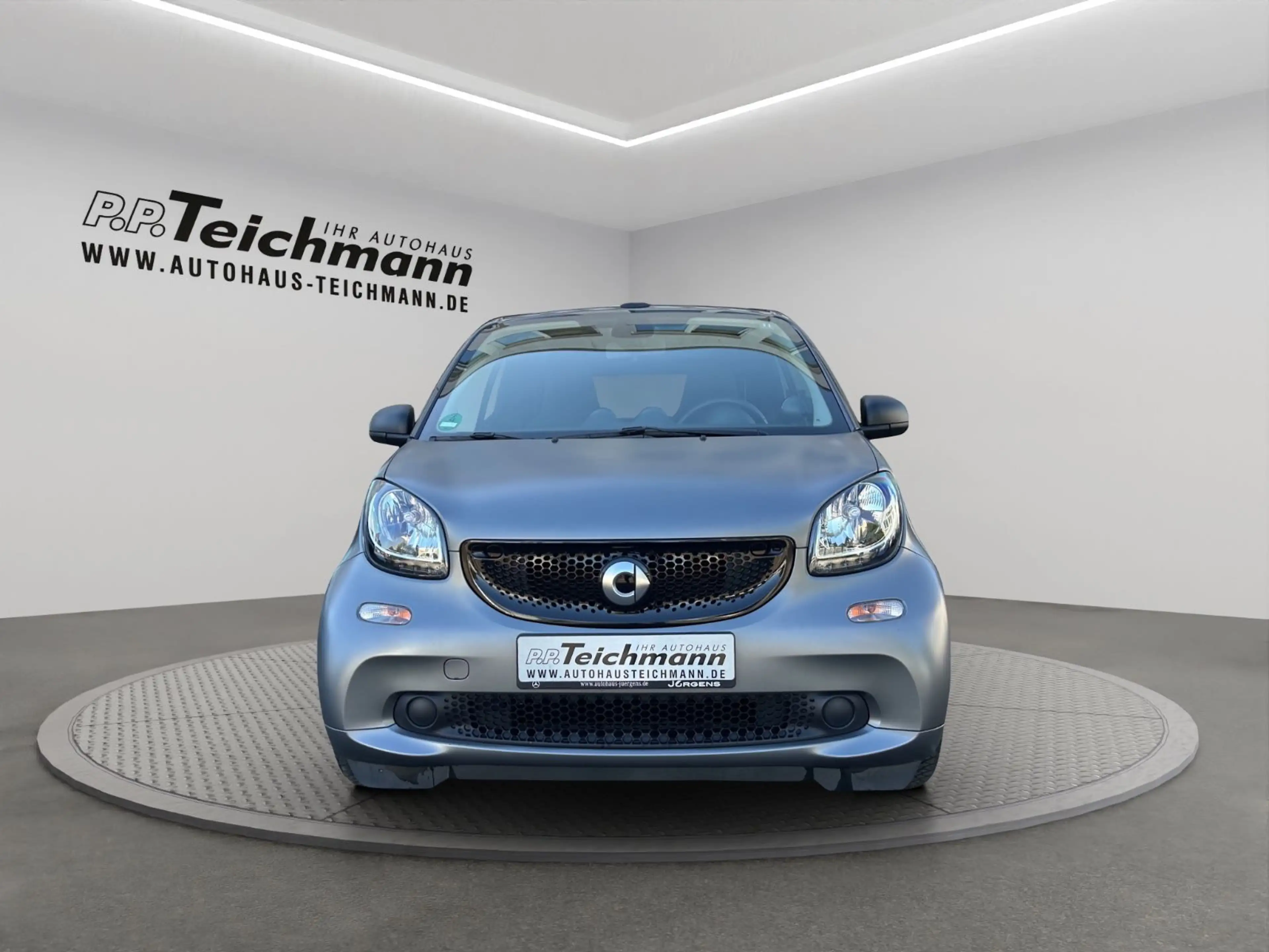 smart forTwo fortwo cabrio Basis 52 kW — photo 2