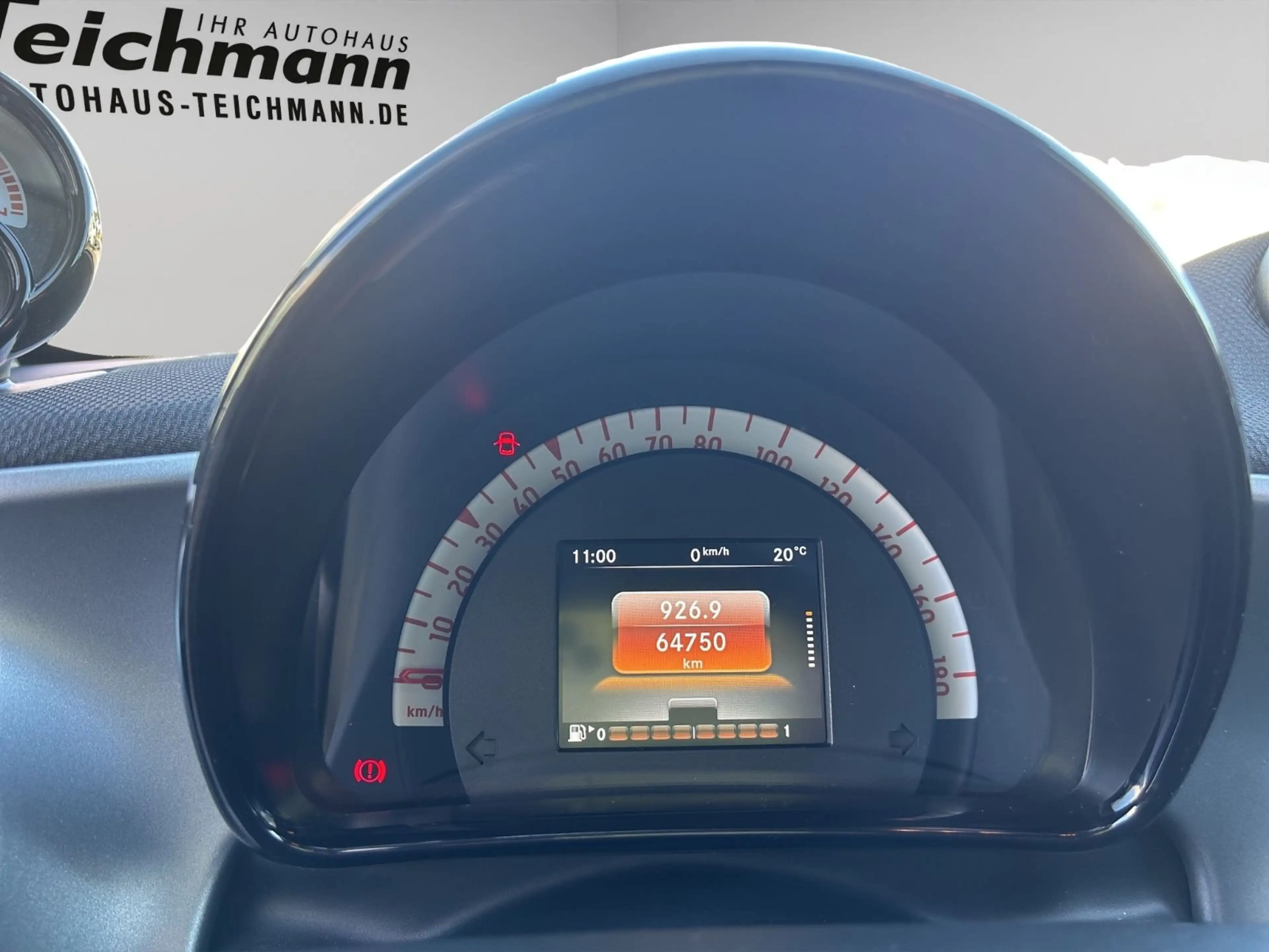 smart forTwo fortwo cabrio Basis 52 kW — photo 10