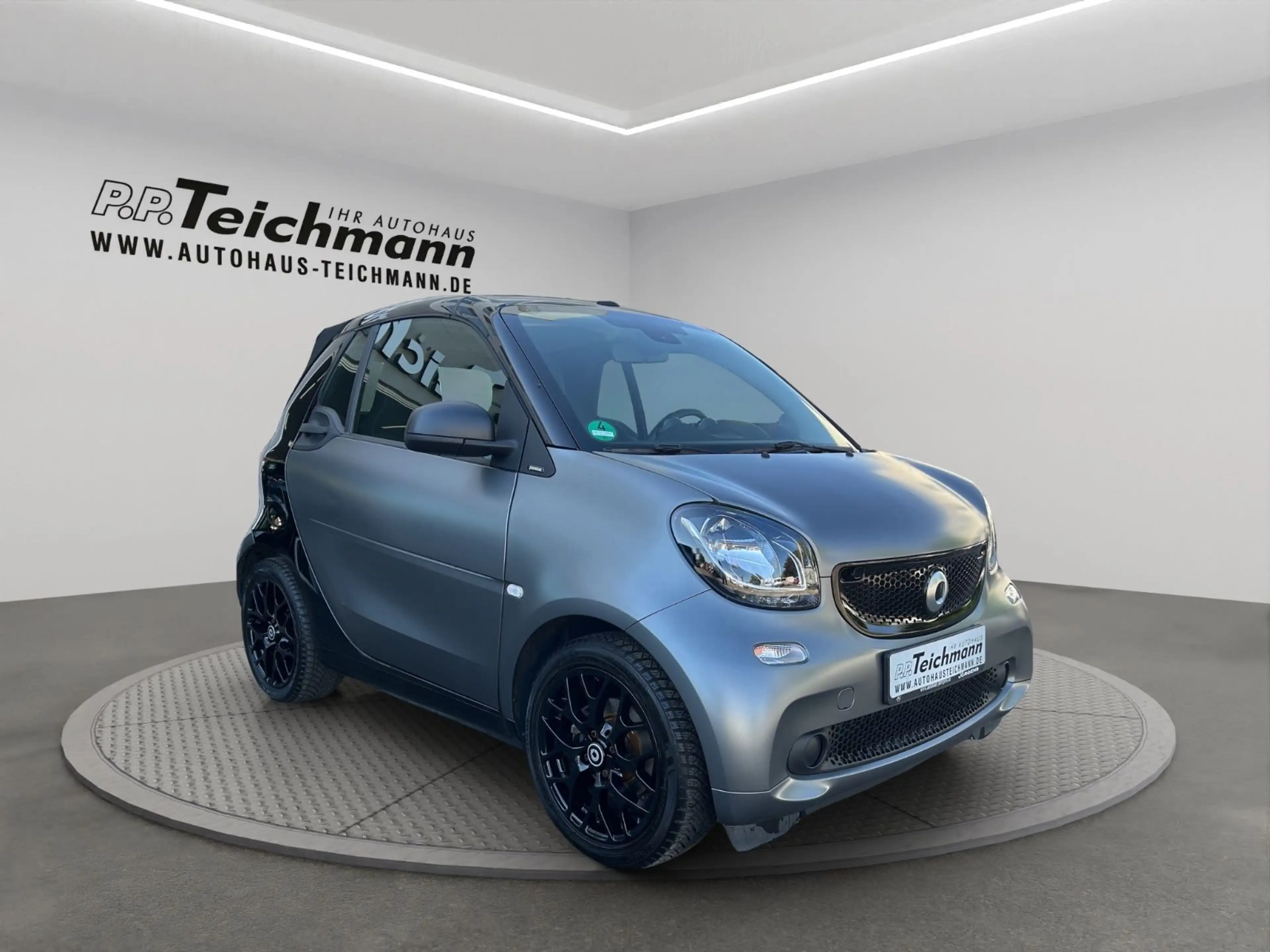 smart forTwo fortwo cabrio Basis 52 kW — photo 3