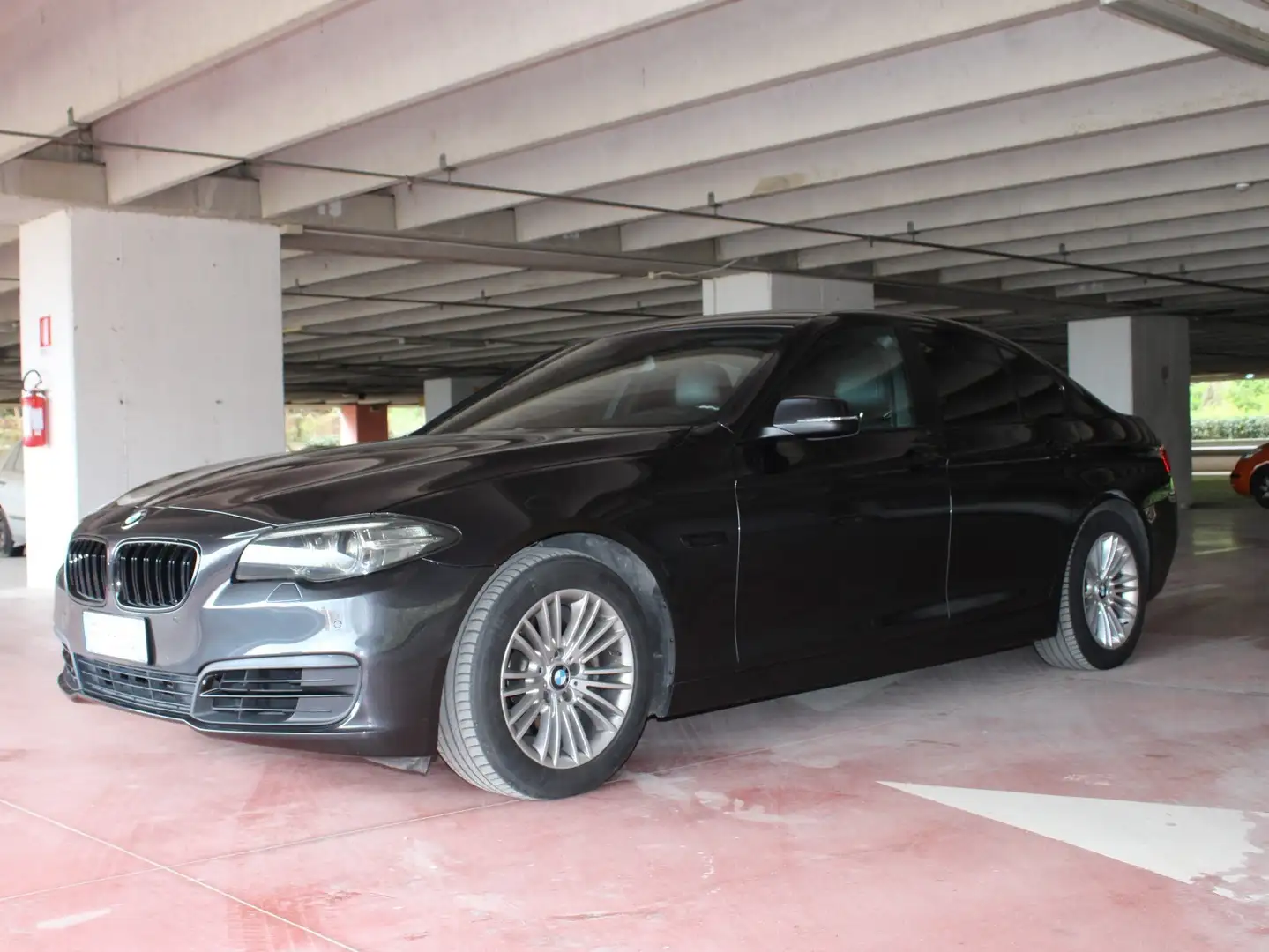 BMW 518 518d Luxury 150cv E6 Szary - 1