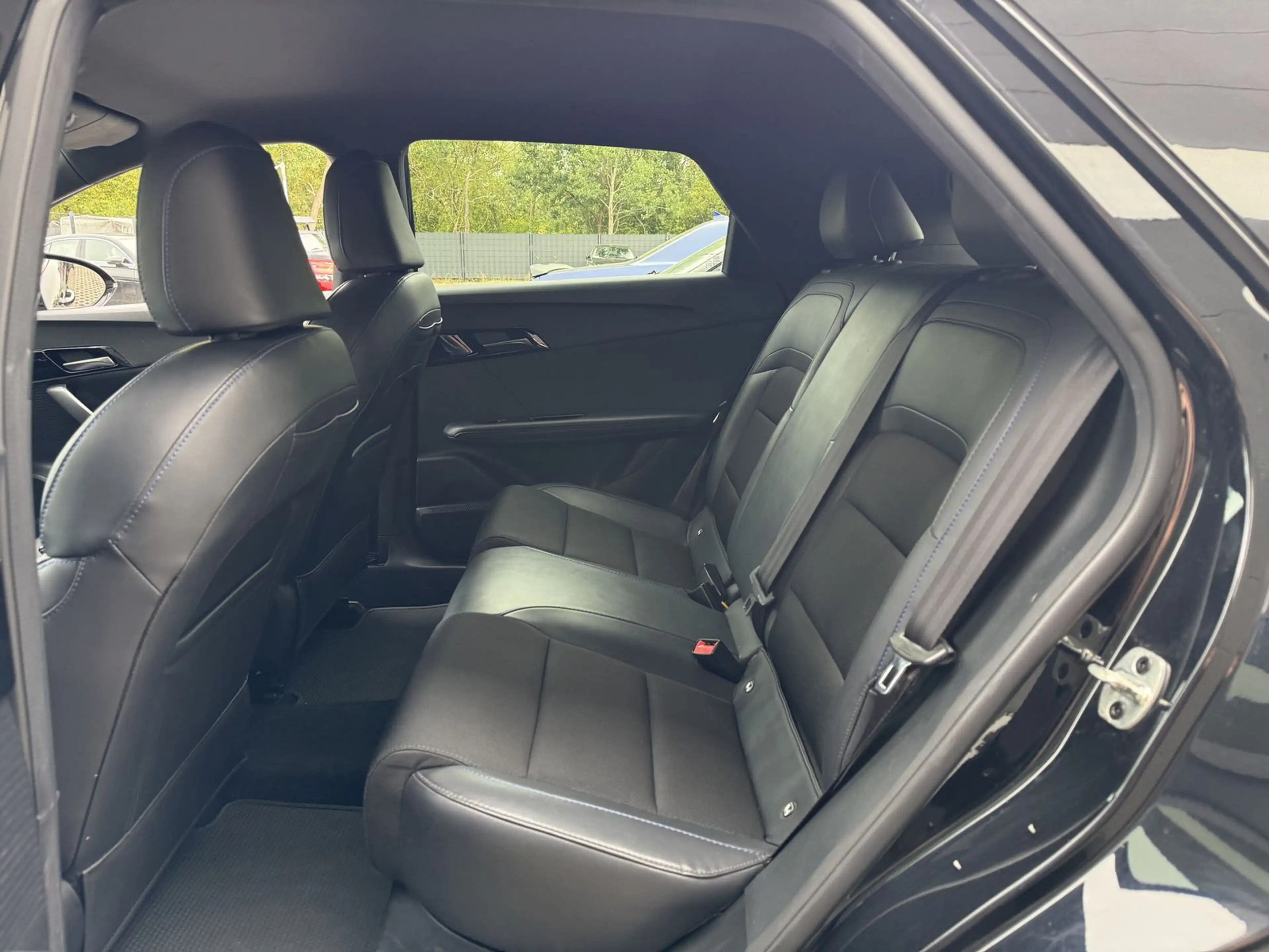 MG MG4 Electric Luxury*CARPLAY*360°*ACC*LANE*MwSt.* — photo 15