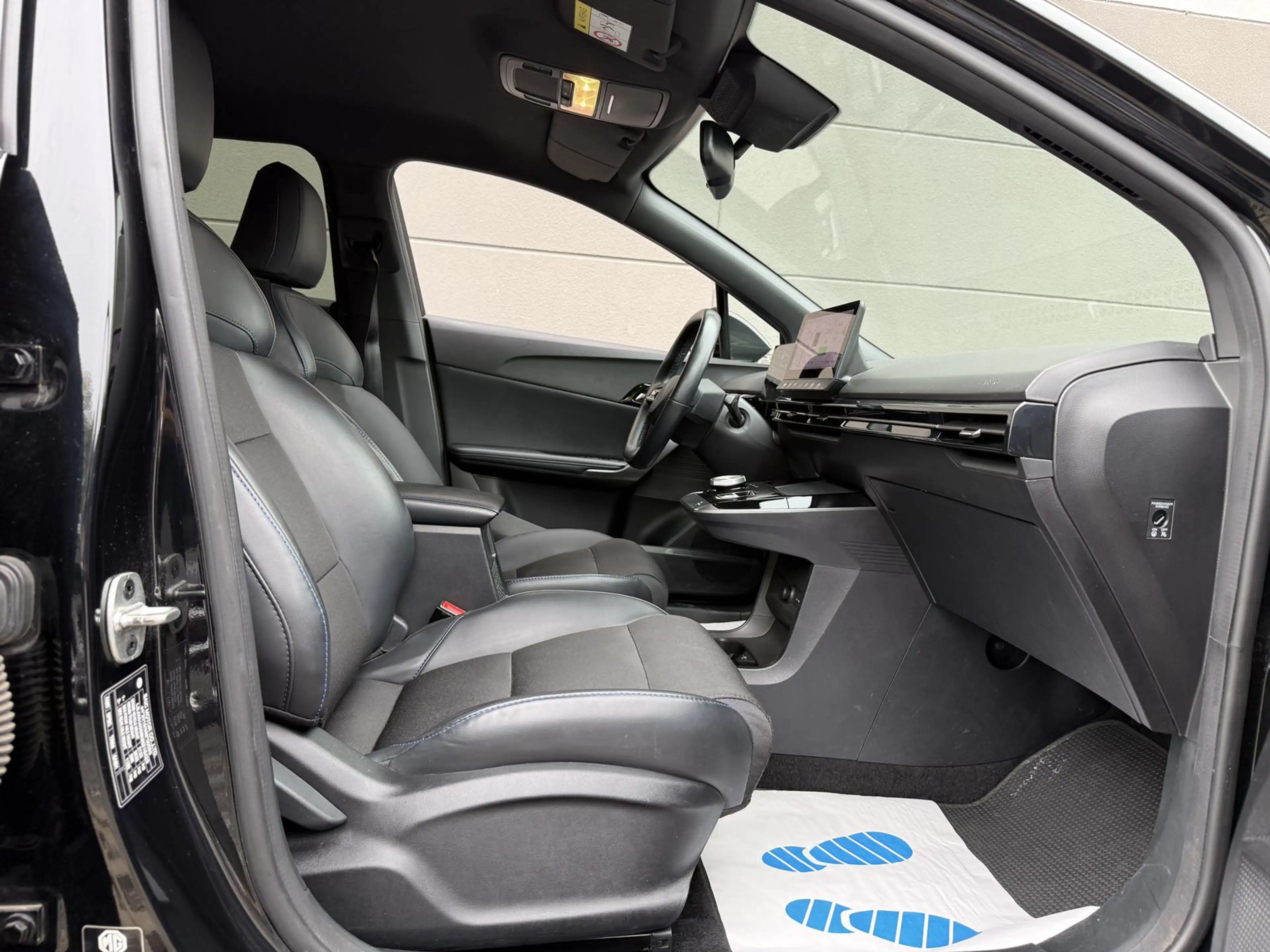 MG MG4 Electric Luxury*CARPLAY*360°*ACC*LANE*MwSt.* — photo 13