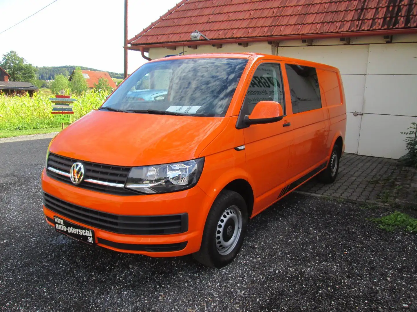 Volkswagen T6 Transporter T6 2.0 TDI Kombi lang Orange - 2