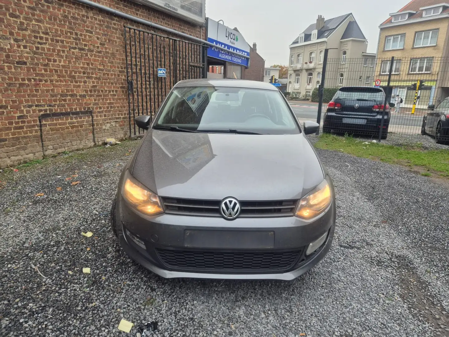 Volkswagen Polo Polo 1.6 CR TDi White Edition DPF Grijs - 2