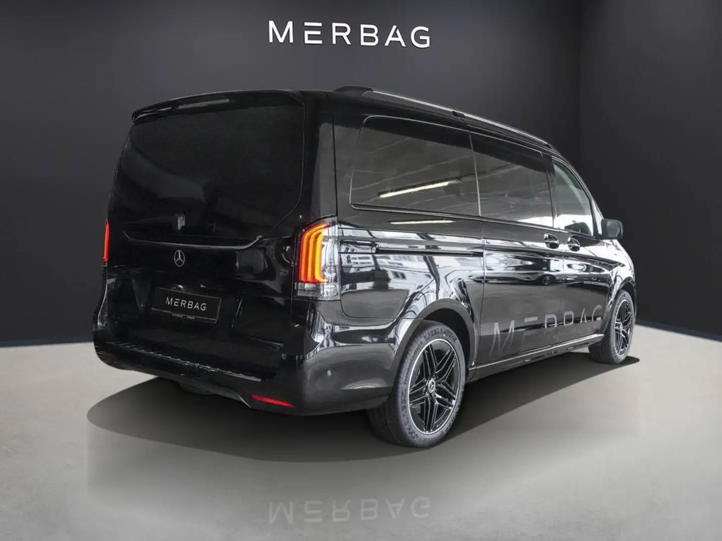 Mercedes-Benz V 300 4M-AMG-NIGHT-DISTRONIC-AHK-UVP 108.000,- Schwarz - 2