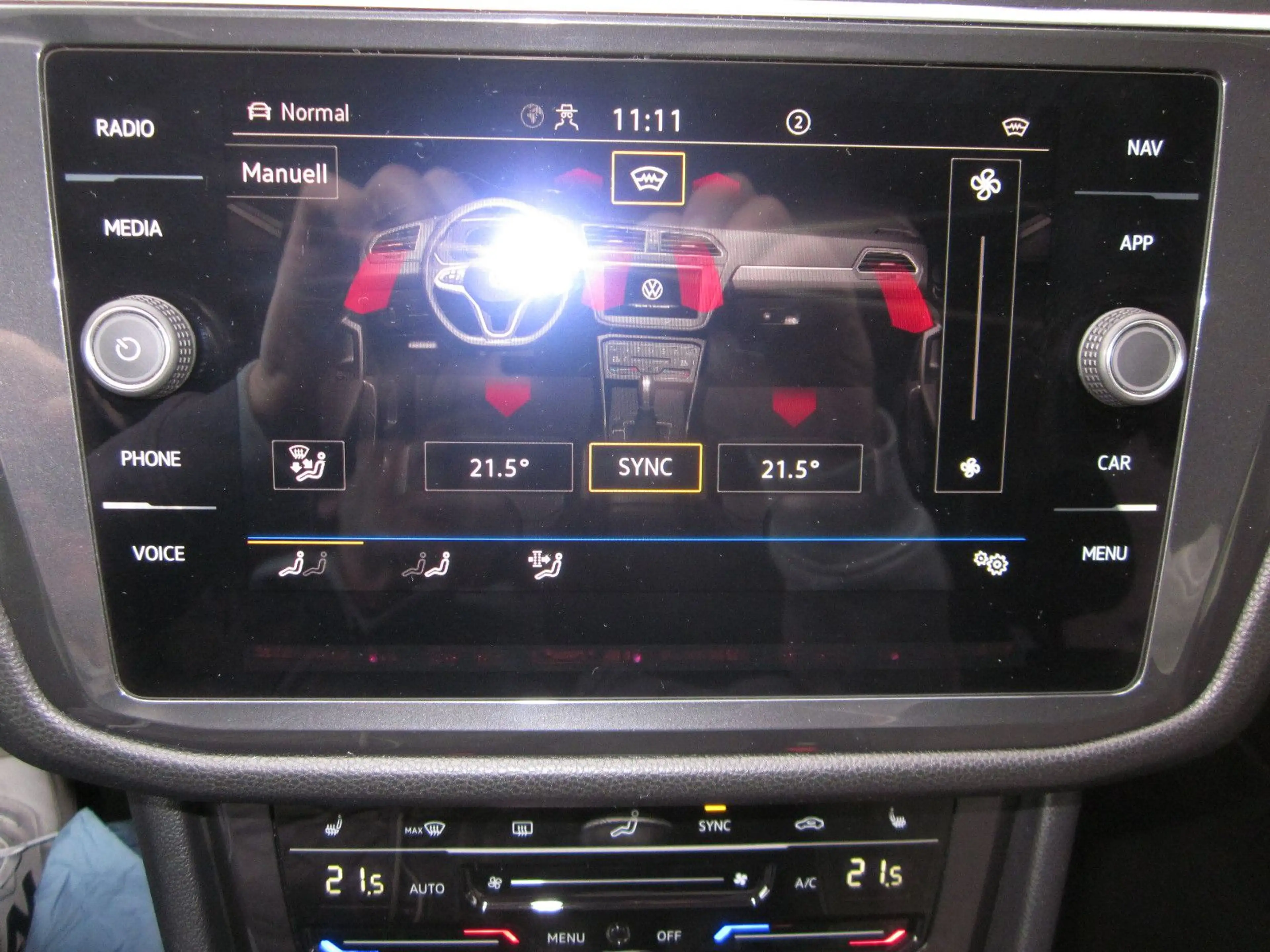 Volkswagen Tiguan Allspace +19"+AHK+MATRIX+SOUND+NAVI+SHZ — photo 22