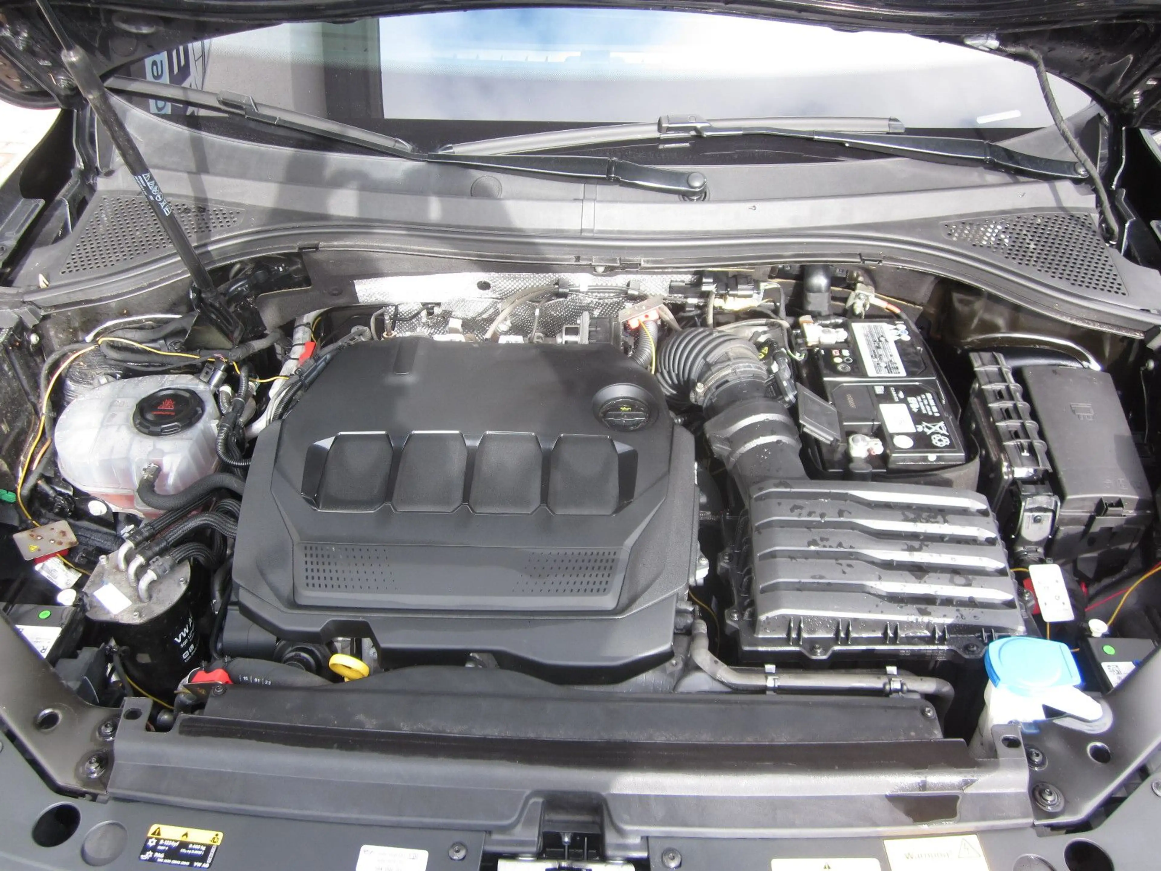 Volkswagen Tiguan Allspace +19"+AHK+MATRIX+SOUND+NAVI+SHZ — photo 25