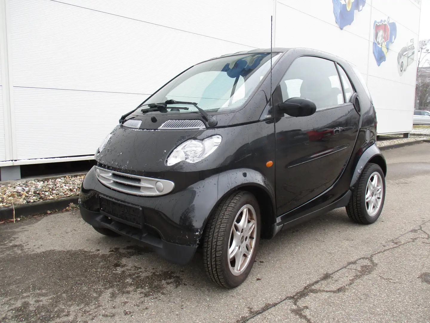 smart forTwo coupe pure Schwarz - 1