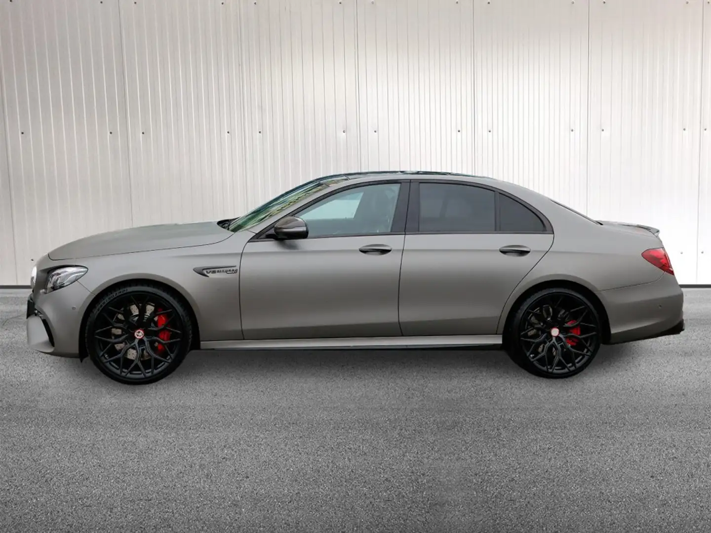 Mercedes-Benz Sonstige E AMG 63S 4Matic+ Performance - 2